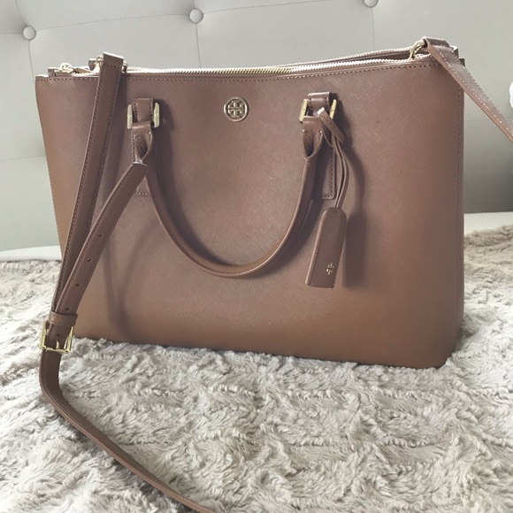 Tory Burch Handbags - Tori Burch Leather Tote with a removable strap